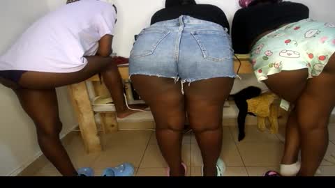 Nina online show from 03.29.26