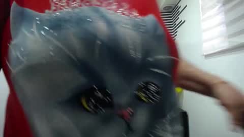 Snapshot of queenmature chatting on 11.23.25 VickyBoobss online show from 11.23.25