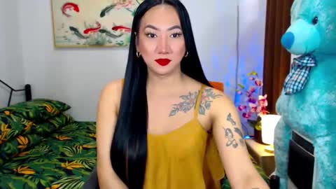 QUEEN online show from 01.26.25