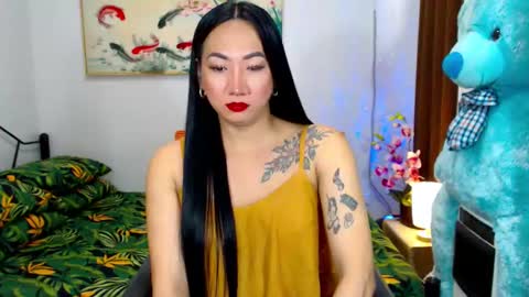 QUEEN online show from 01.26.25