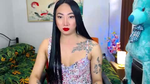 QUEEN online show from 02.02.25