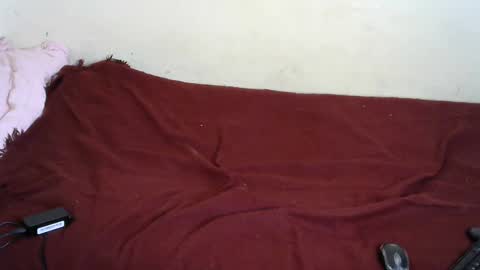 Snapshot of queenmojo_1_1 chatting on 02.26.25 melly online show from 02.26.25