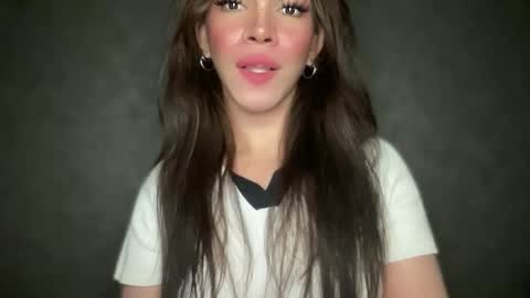 QUEEN online show from 10.26.25