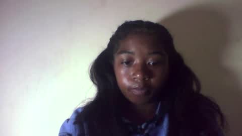queennaya online show from 07.29.26