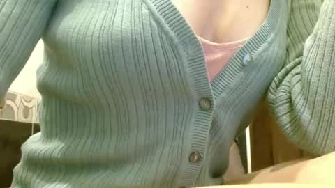 queenoftenderness online show from 03.10.26