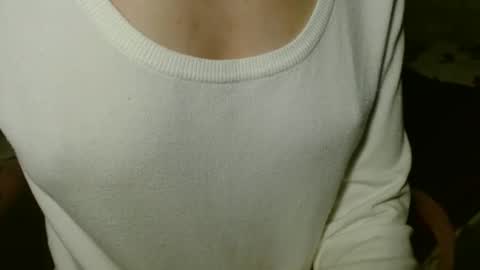 queenoftenderness online show from 04.15.26