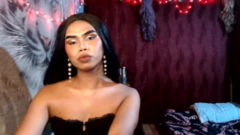 queenpinayebony_xx online show from 06.30.26