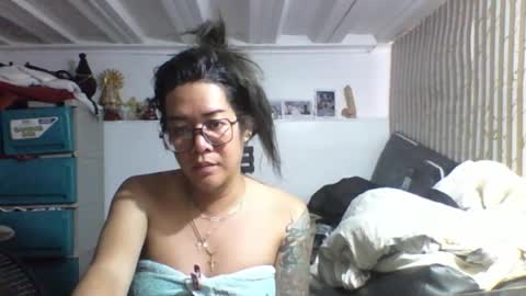 Snapshot of queenstefhanie chatting on 02.10.26 stephanie online show from 02.10.26