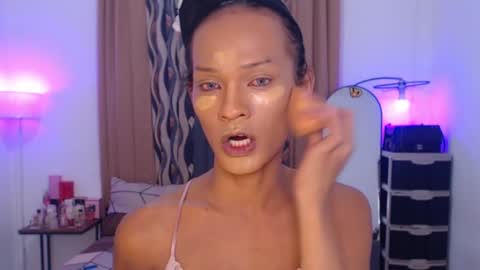 Snapshot of queenvalentinats chatting on 03.01.25 ValentinaMoone online show from 03.01.25