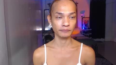 Snapshot of queenvalentinats chatting on 02.22.26 ValentinaMoone online show from 02.22.26