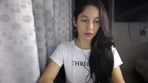 Snapshot of queenvictoria2023 chatting on 01.20.25 Paola online show from 01.20.25