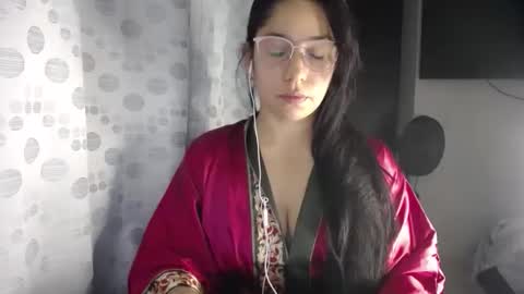 Paola online show from 05.14.26