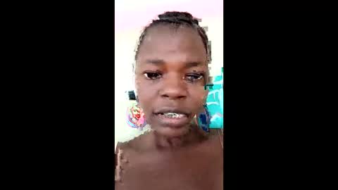 Snapshot of queenzawa chatting on 03.23.26 queenzawa online show from 03.23.26