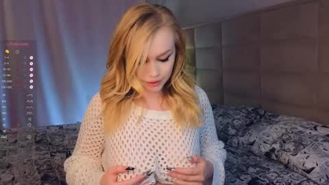 Snapshot of quennacindy chatting on 02.13.25 Teri My favorite vibes 77 101 222 666 online show from 02.13.25