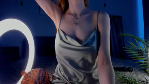 Snapshot of quennacindy chatting on 02.15.25 Teri My favorite vibes 77 101 222 666 online show from 02.15.25