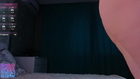 Snapshot of quennacindy chatting on 11.08.25 Teri My favorite vibes 77 101 222 666 online show from 11.08.25