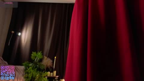 Teri  My favorite vibes 77 101 222 666 online show from 12.16.25