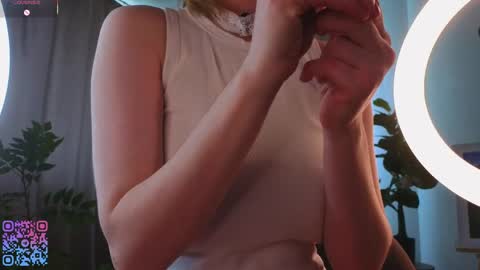Teri  My favorite vibes 77 101 222 666 online show from 05.26.26
