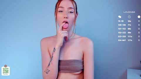 Snapshot of quennaedger chatting on 01.31.25 Fiona online show from 01.31.25