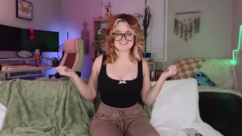 Snapshot of quervoqueen1 chatting on 01.25.25 Bri online show from 01.25.25