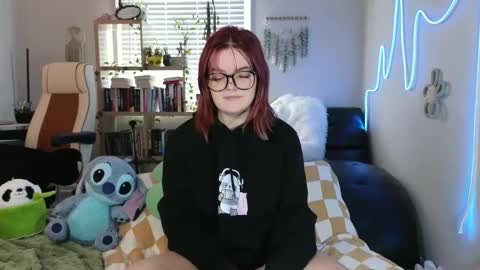 Snapshot of quervoqueen1 chatting on 02.13.25 Bri online show from 02.13.25