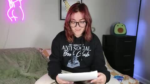 Snapshot of quervoqueen1 chatting on 02.19.25 Bri online show from 02.19.25