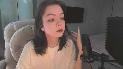 quietluxury online show from 03.25.26