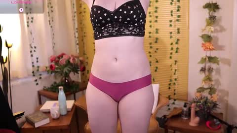 QuinnMonroe online show from 02.12.26