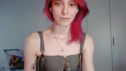 Lana Pollio online show from 06.17.26