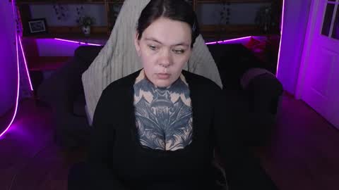 qwertyannie_lbo online show from 04.27.26