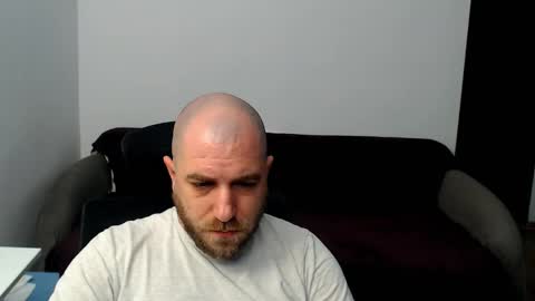 R0bila online show from 10.12.25