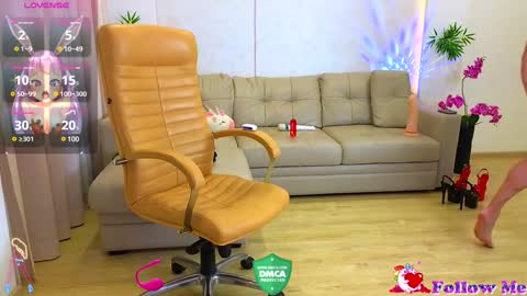 Snapshot of rabbits_couple chatting on 01.20.25 Jess John online show from 01.20.25