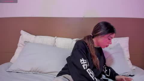 Rachell online show from 04.14.26