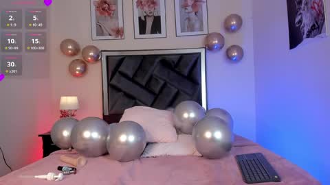 Rachel Ebony online show from 01.27.25