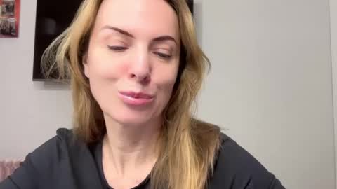 Rachel online show from 02.06.25