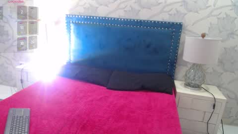 rachellparker_ online show from 11.27.25