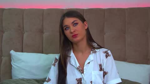 RachellSimpson online show from 01.15.25