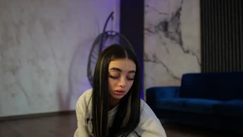 Ann online show from 04.12.26