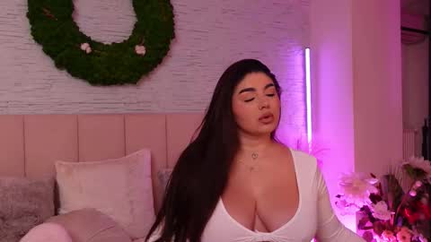 RachelSwaan online show from 11.28.25