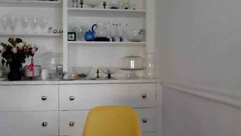 Racy Tracy online show from 01.28.25