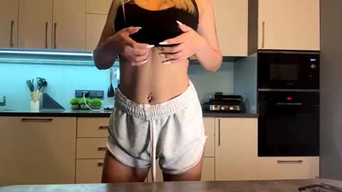 Mila online show from 03.18.26