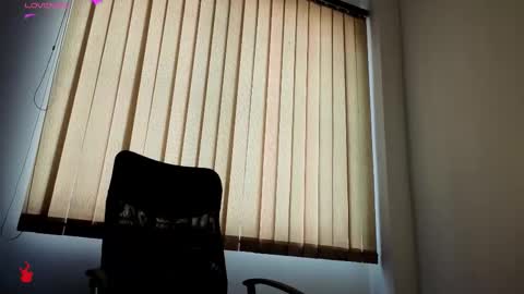 R A F A E L online show from 12.21.25