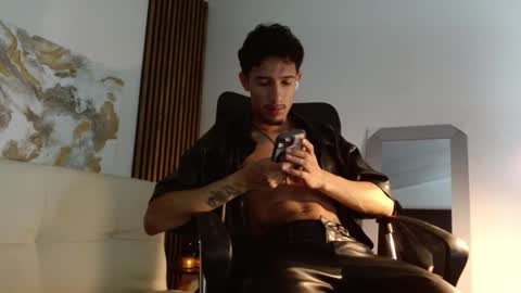 IG online show from 02.02.25