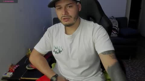 ragnar_lothbrok77 online show from 04.10.26