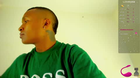 Snapshot of ragnarhot24 chatting on 01.31.25 Andres H online show from 01.31.25