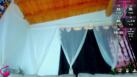 Snapshot of ragnarhot24 chatting on 10.27.25 Andres H online show from 10.27.25