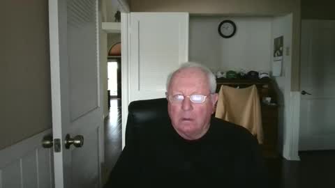 Snapshot of raiderman215 chatting on 02.04.25 raiderman215 online show from 02.04.25