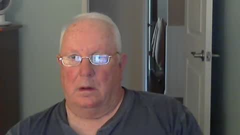 Snapshot of raiderman215 chatting on 09.10.25 raiderman215 online show from 09.10.25