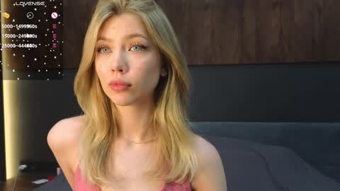 Lisa online show from 02.14.25