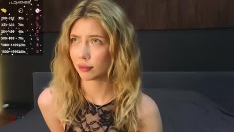 Lisa online show from 02.25.25